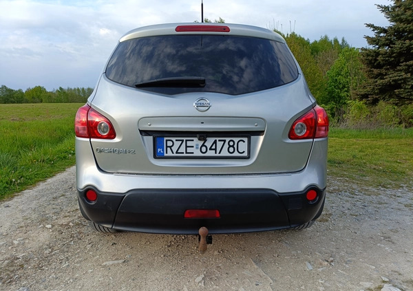 Nissan Qashqai+2 cena 30000 przebieg: 265000, rok produkcji 2009 z Rzeszów małe 232